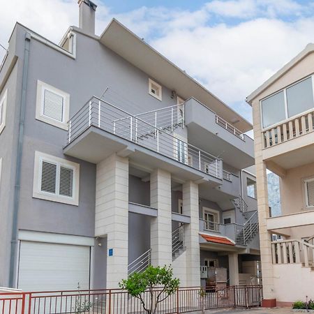 Studio Apartmani Dora 马卡尔斯卡 外观 照片