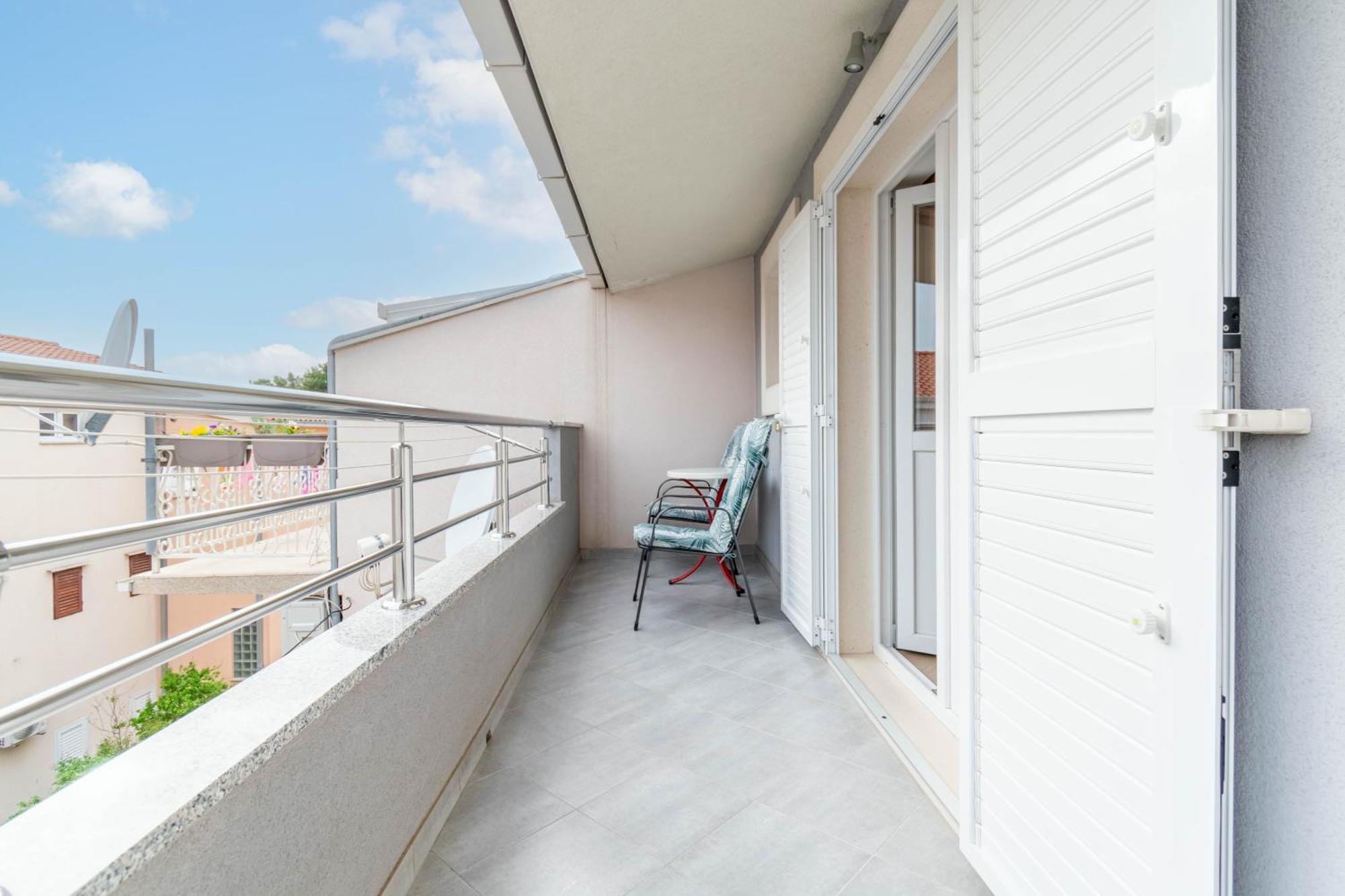 Studio Apartmani Dora 马卡尔斯卡 外观 照片
